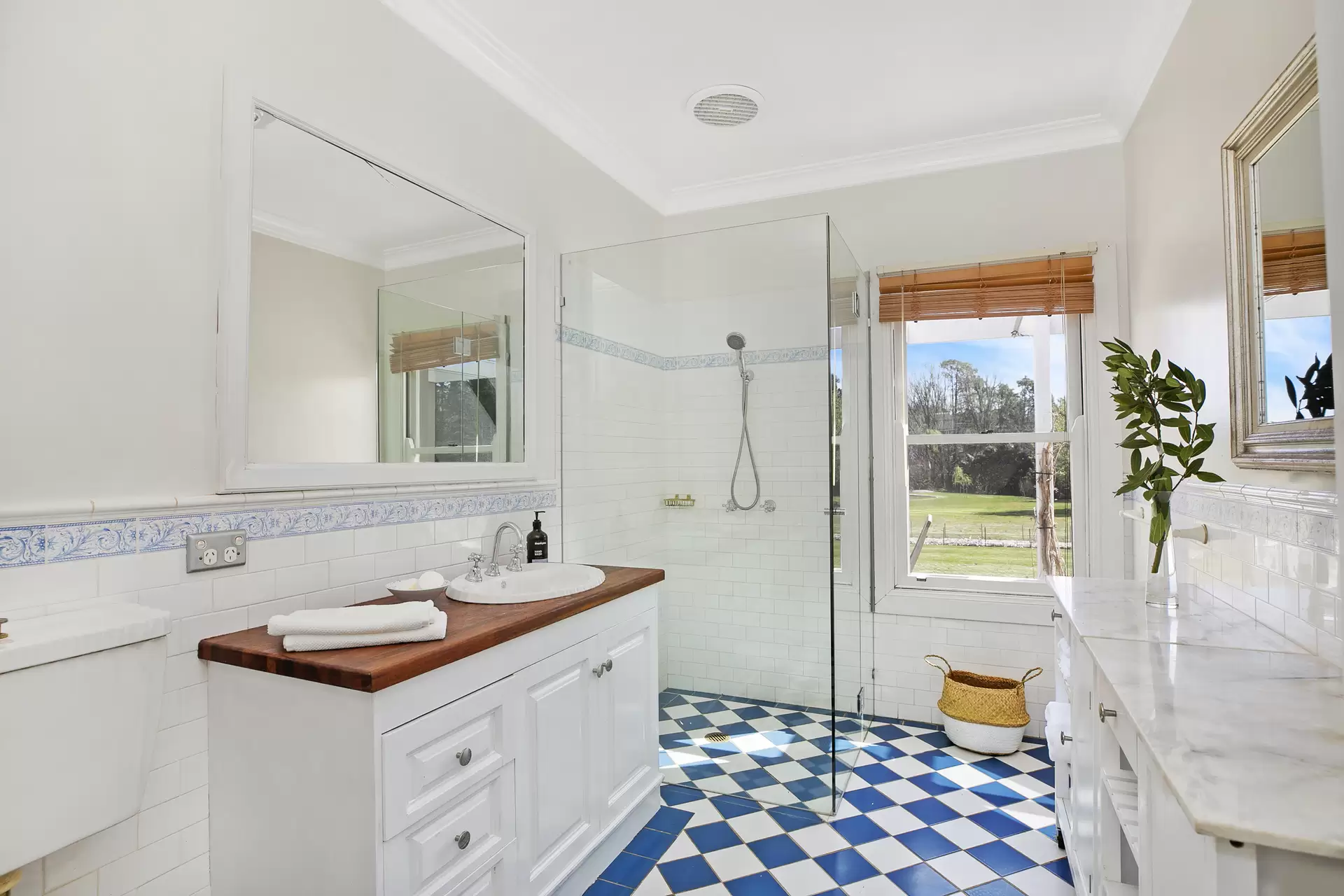 Glenquarry Sold by Drew Lindsay Sotheby's International Realty - image 12