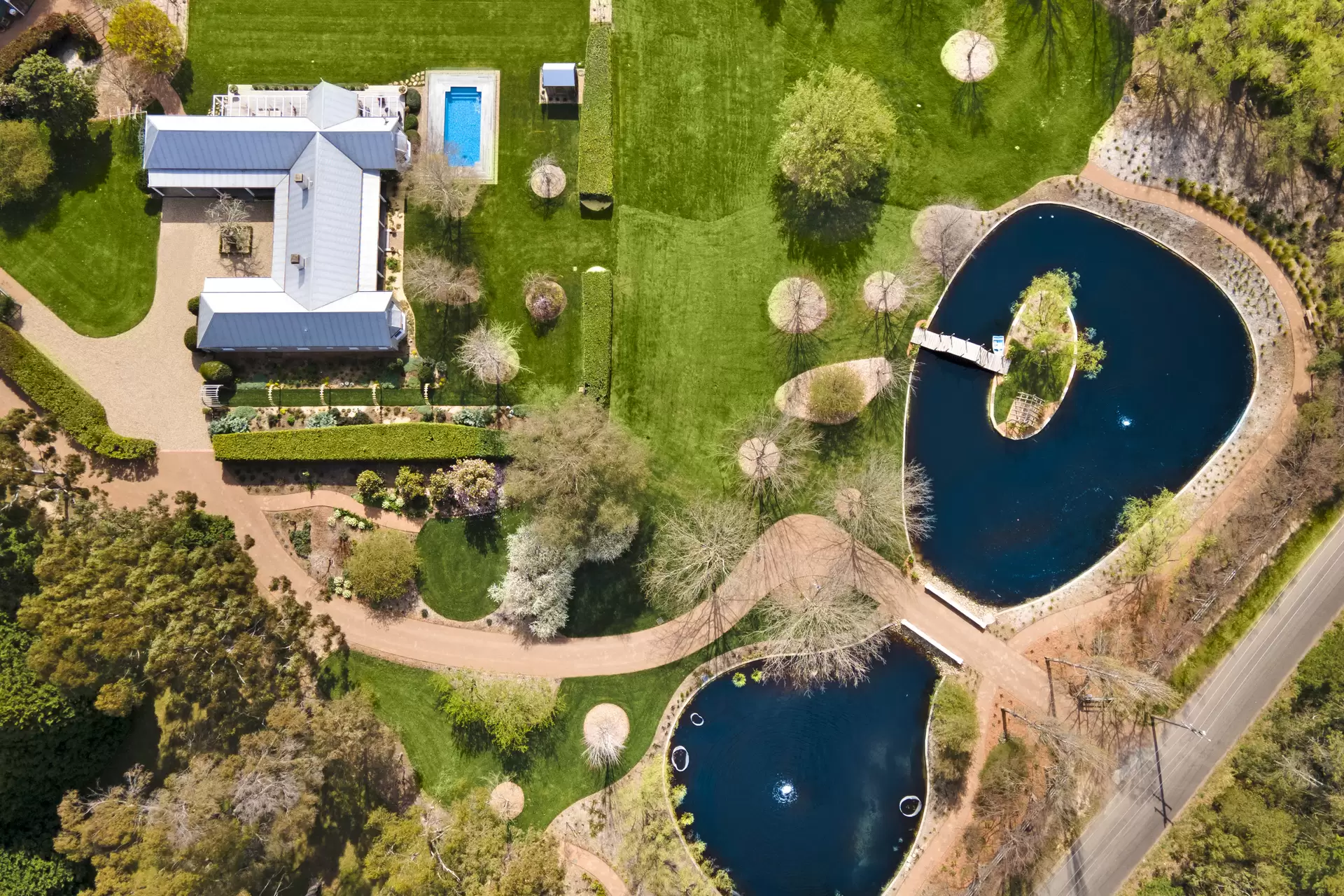 Glenquarry Sold by Drew Lindsay Sotheby's International Realty - image 14