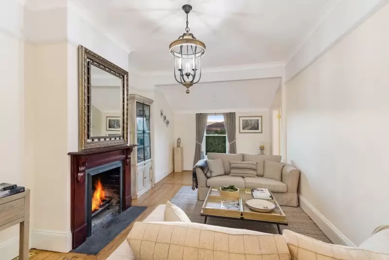 Bowral Sold by Drew Lindsay Sotheby's International Realty - image 7