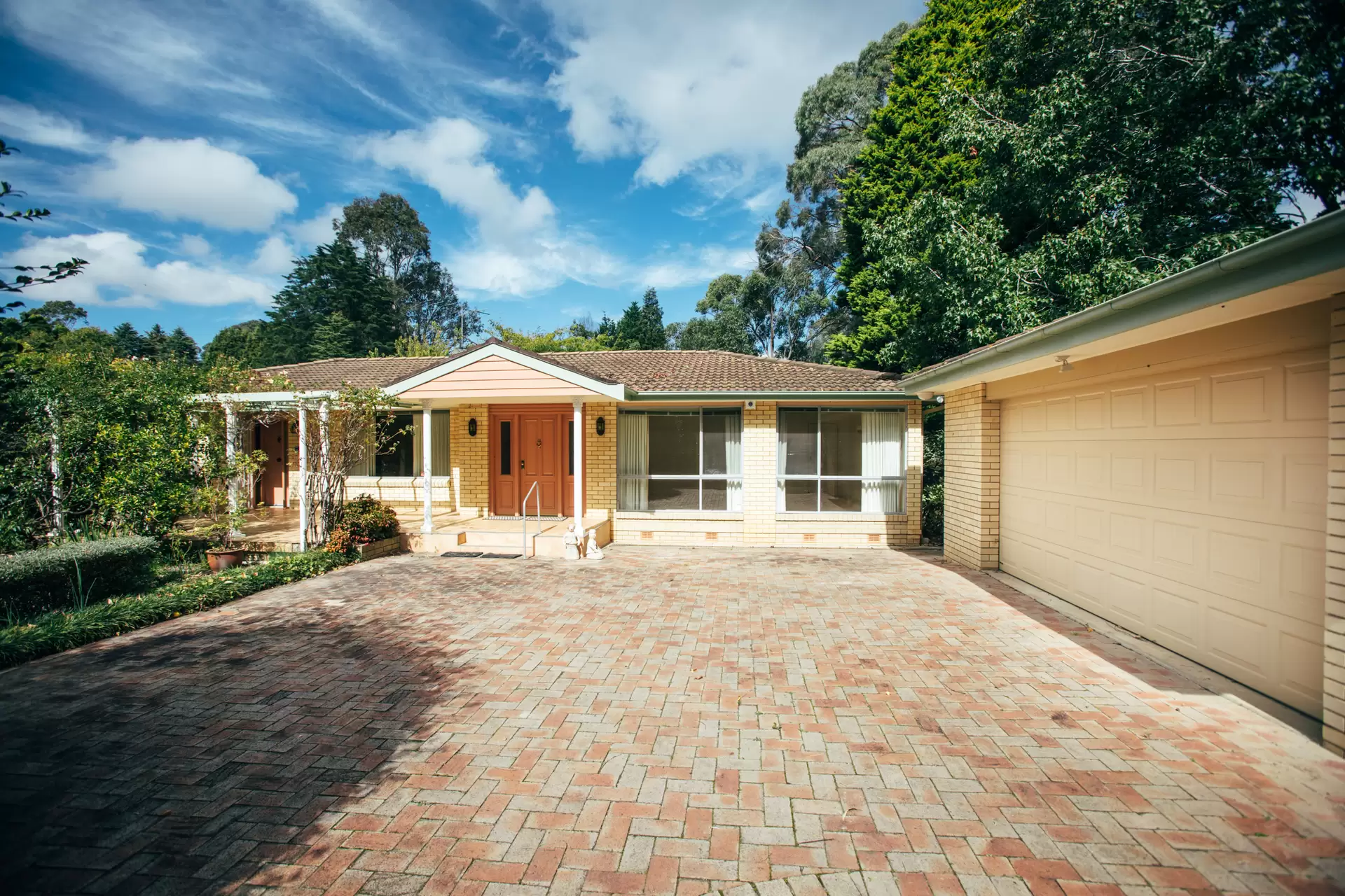 57 Sunninghill Avenue, Burradoo Sold by Drew Lindsay Sotheby's International Realty - image 4