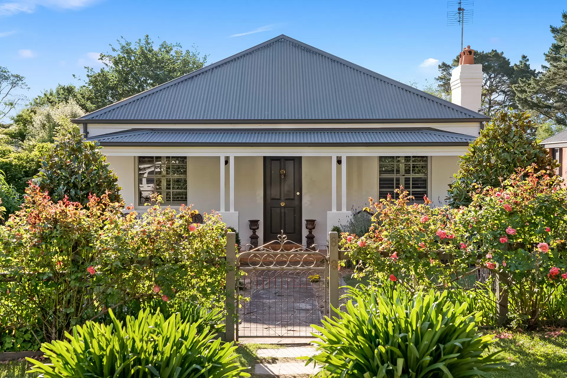 8 Lennox Road, Berrima Sold by Drew Lindsay Sotheby's International Realty - image 14