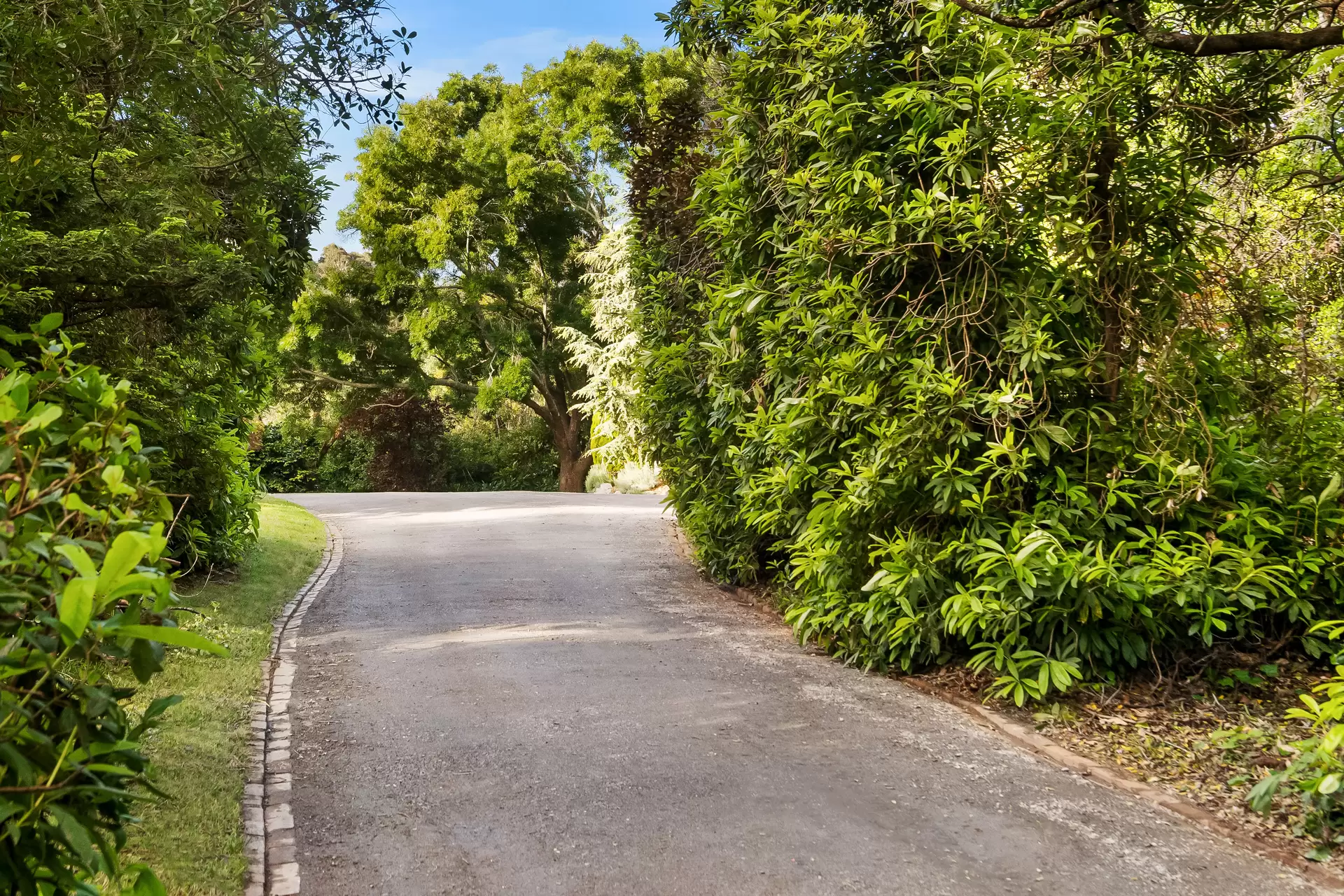 13 Centennial Road, Bowral Sold by Drew Lindsay Sotheby's International Realty - image 15