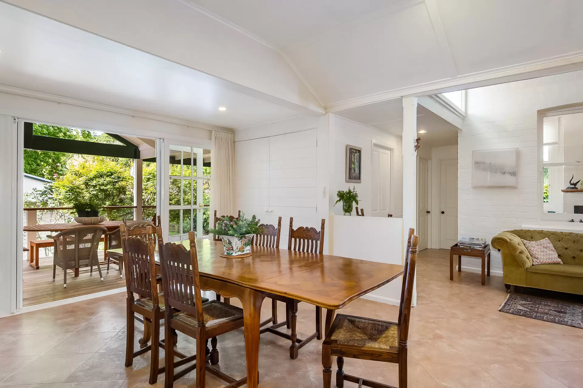 76 Merrigang Street, Bowral Sold by Drew Lindsay Sotheby's International Realty - image 11