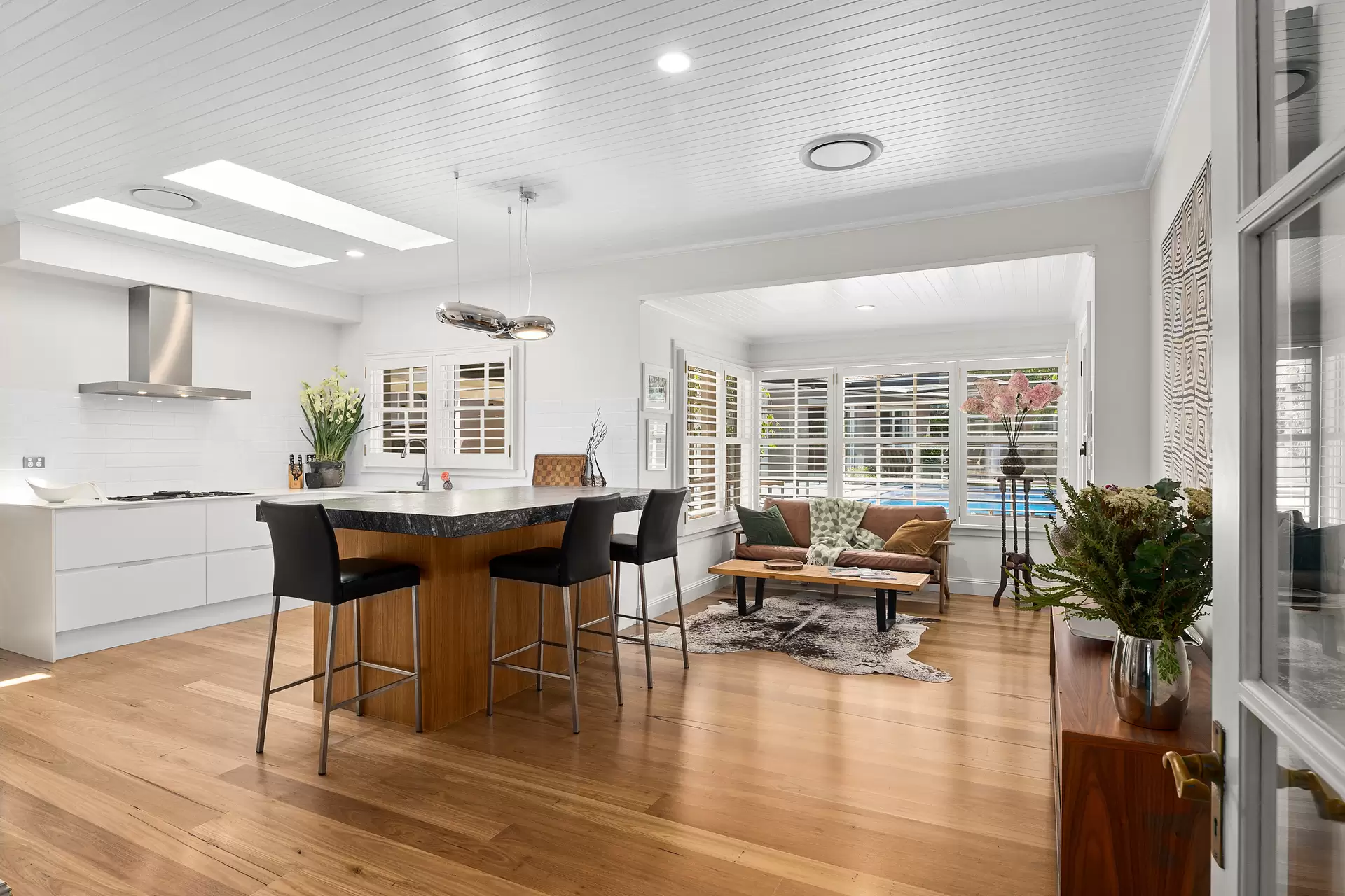10 St Clair Street, Bowral Sold by Drew Lindsay Sotheby's International Realty - image 3