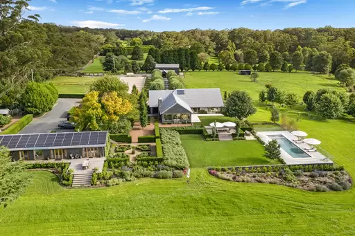 Robertson Sold by Drew Lindsay Sotheby's International Realty