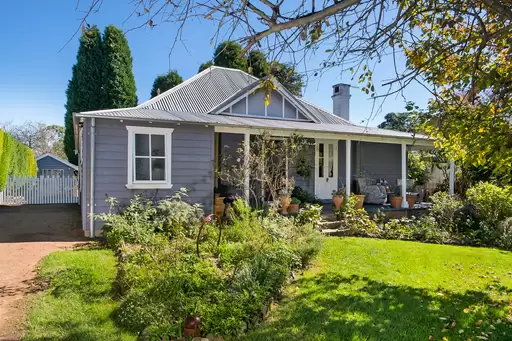 27 Gordon Road, Bowral Sold by Drew Lindsay Sotheby's International Realty
