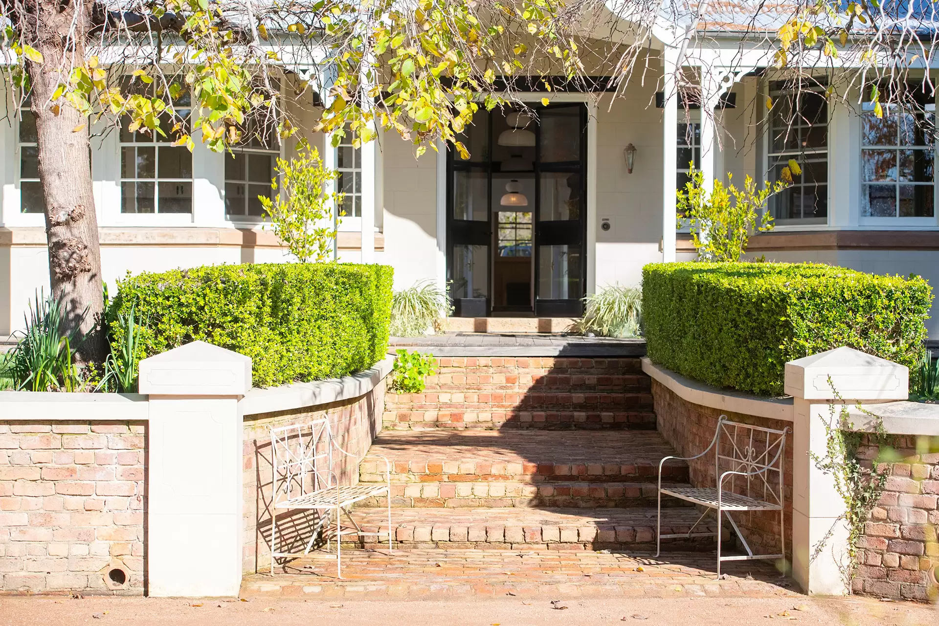 17-19 Holly Road, Burradoo Sold by Drew Lindsay Sotheby's International Realty - image 2
