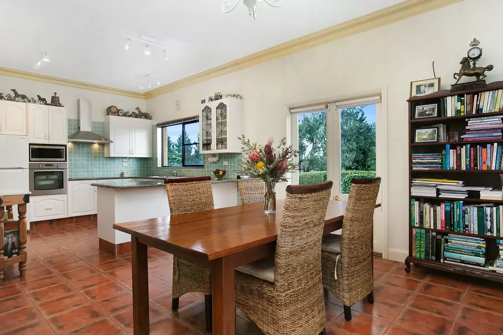 1625 Wombeyan Caves Road, High Range Sold by Drew Lindsay Sotheby's International Realty - image 14