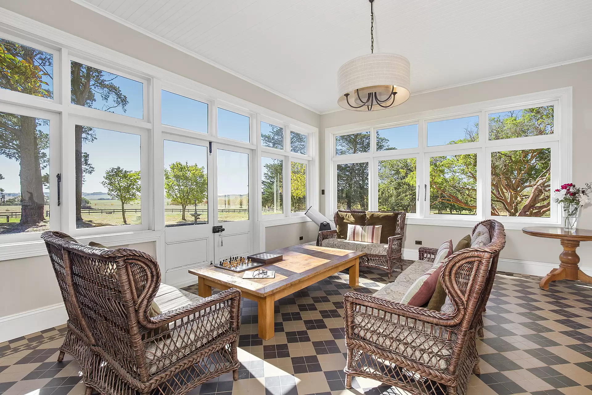 157 Old South Road, Breadalbane Sold by Drew Lindsay Sotheby's International Realty - image 8
