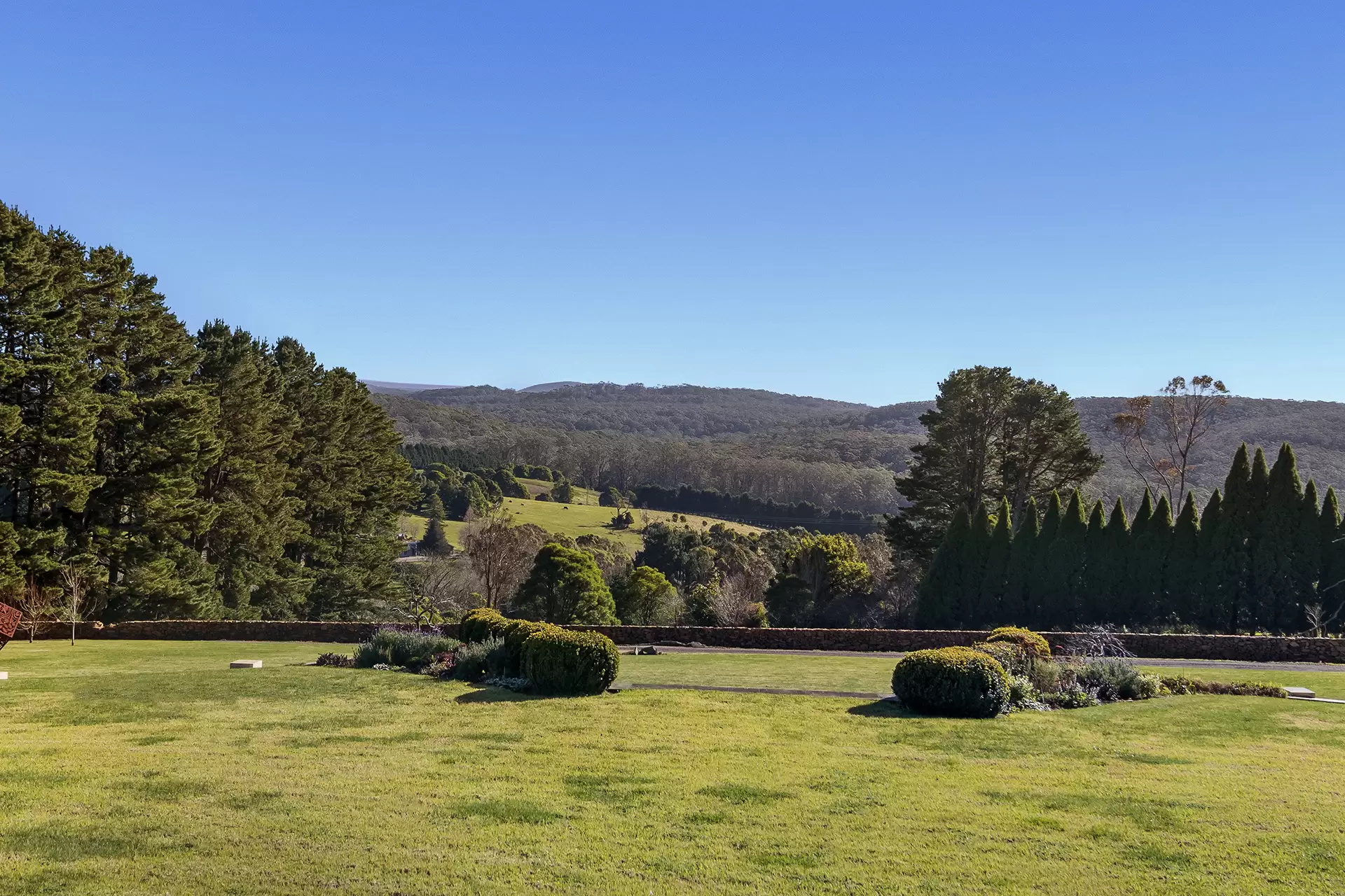 Robertson Sold by Drew Lindsay Sotheby's International Realty - image 2