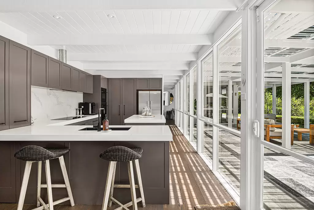 42 Garland Road, Bundanoon Sold by Drew Lindsay Sotheby's International Realty - image 6