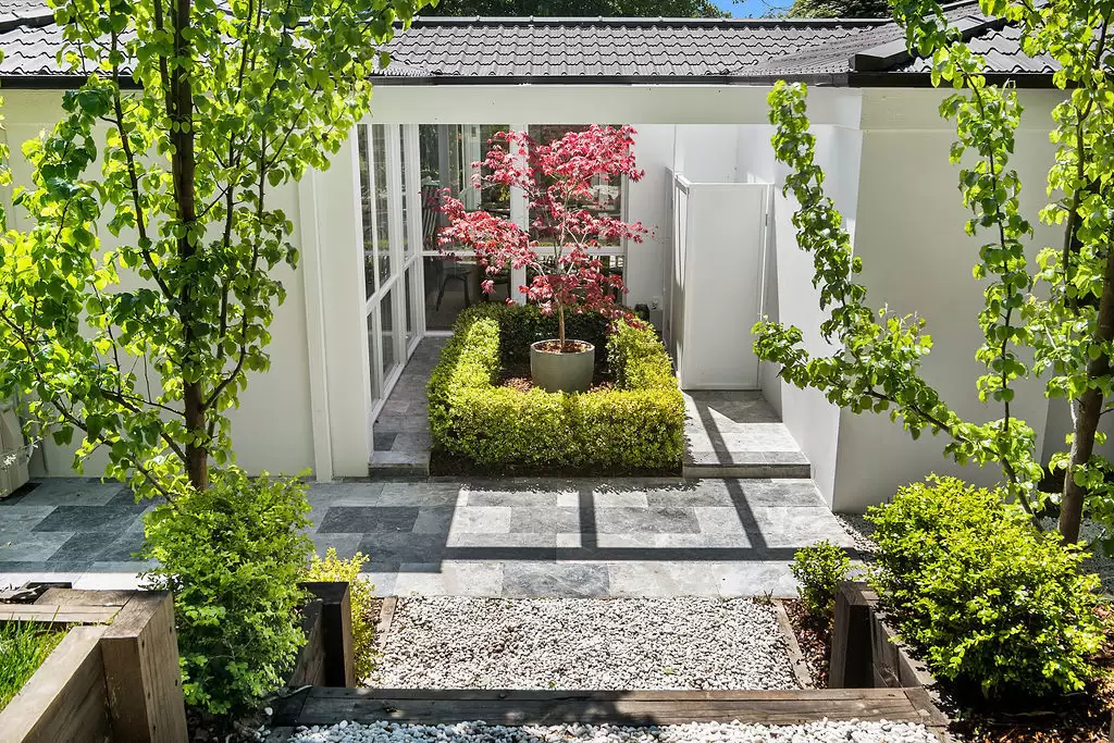 42 Garland Road, Bundanoon Sold by Drew Lindsay Sotheby's International Realty - image 22