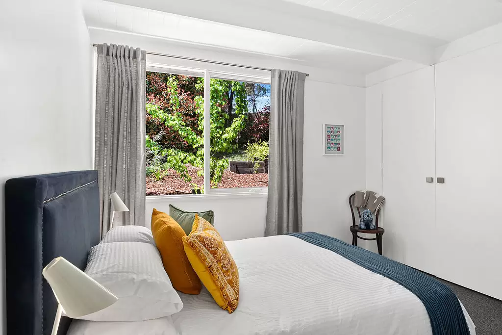 42 Garland Road, Bundanoon Sold by Drew Lindsay Sotheby's International Realty - image 19