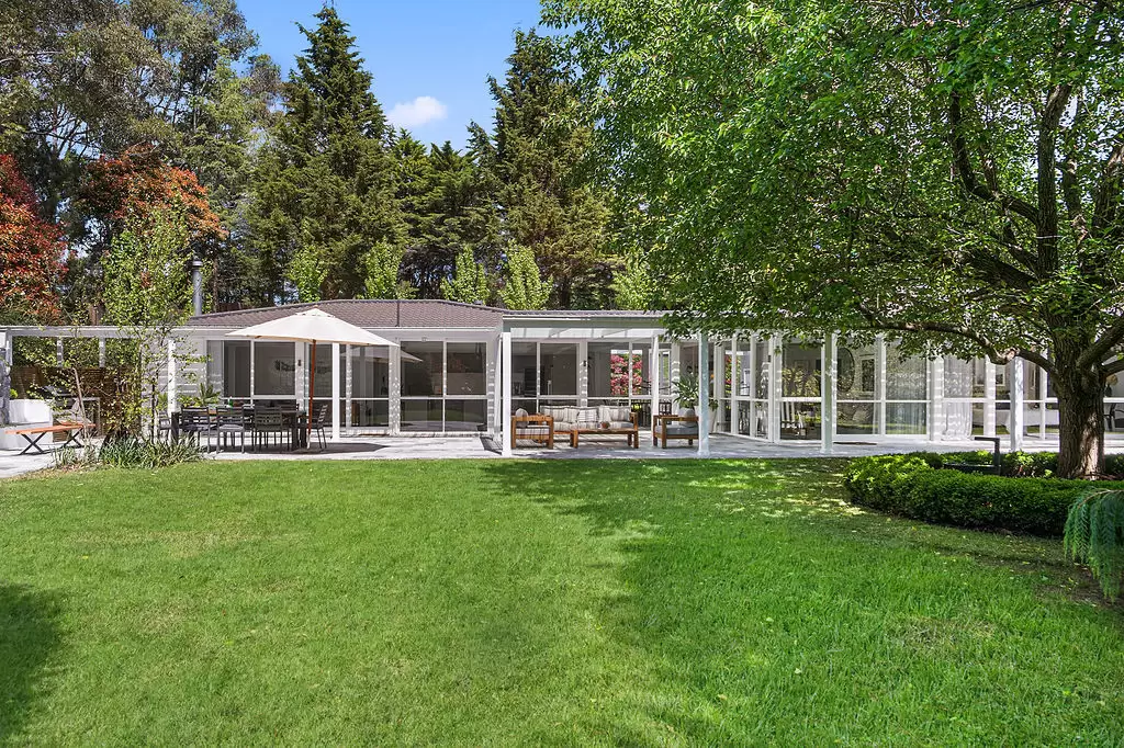 42 Garland Road, Bundanoon Sold by Drew Lindsay Sotheby's International Realty - image 13