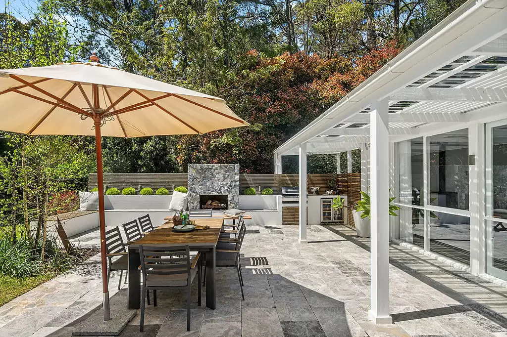 42 Garland Road, Bundanoon Sold by Drew Lindsay Sotheby's International Realty - image 9
