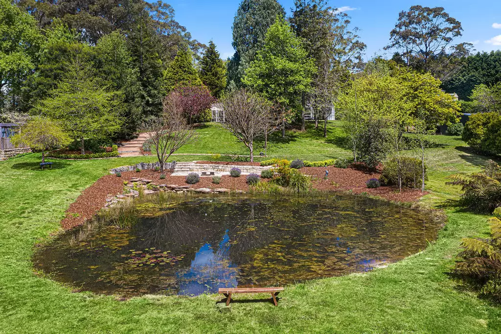 42 Garland Road, Bundanoon Sold by Drew Lindsay Sotheby's International Realty - image 28