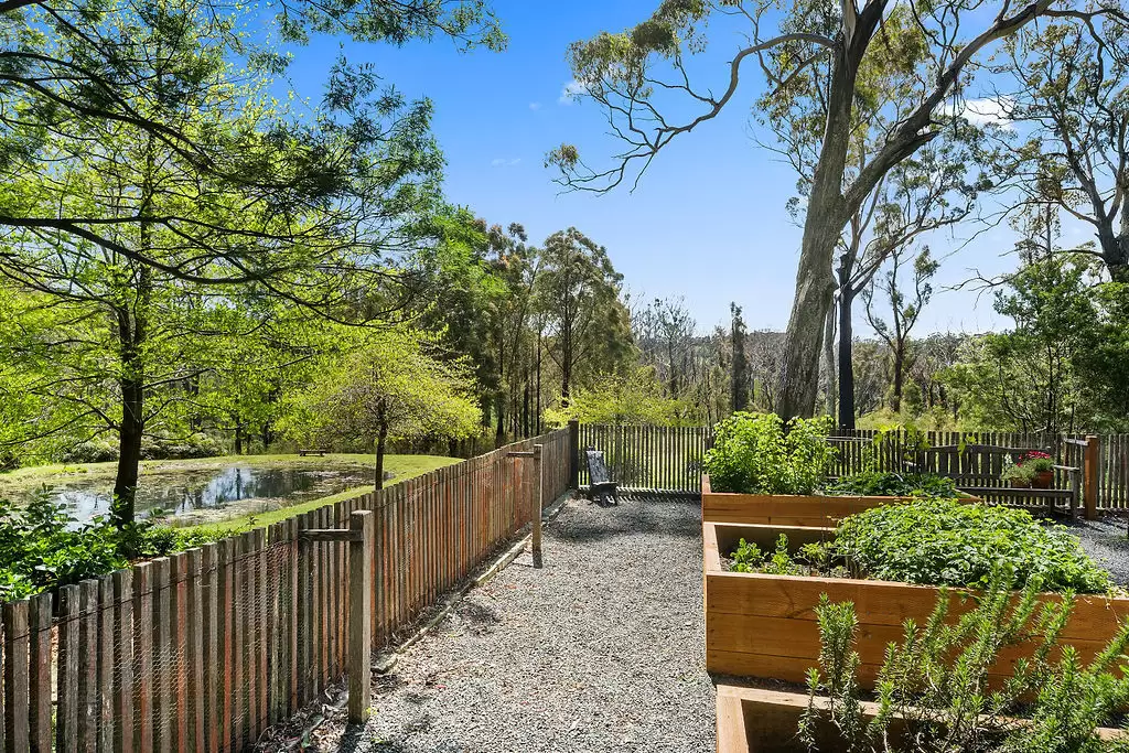 42 Garland Road, Bundanoon Sold by Drew Lindsay Sotheby's International Realty - image 27