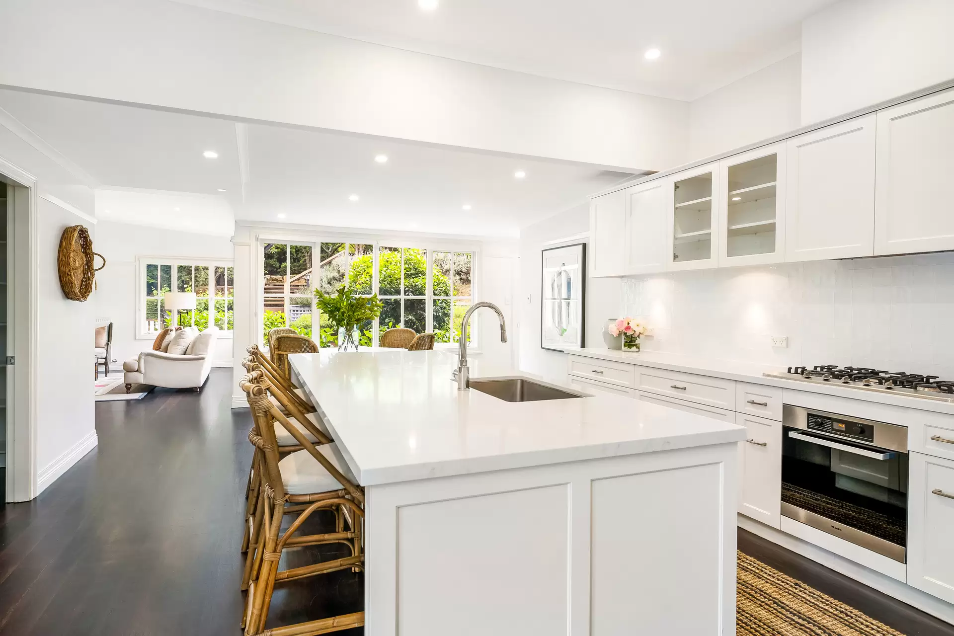 119-127 Merrigang Street, Bowral Sold by Drew Lindsay Sotheby's International Realty - image 3