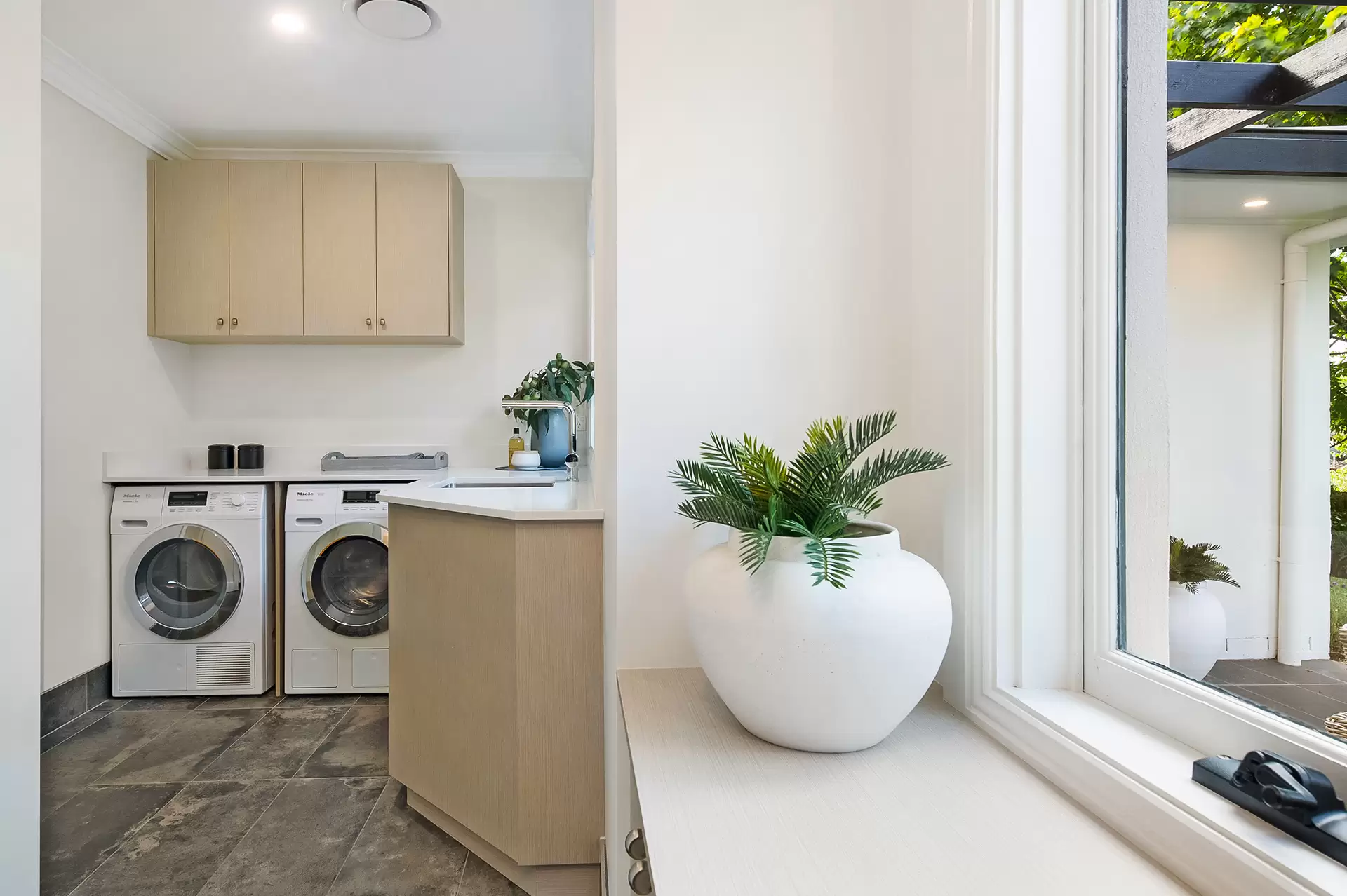 11 Plane Tree Close, Bowral Sold by Drew Lindsay Sotheby's International Realty - image 18
