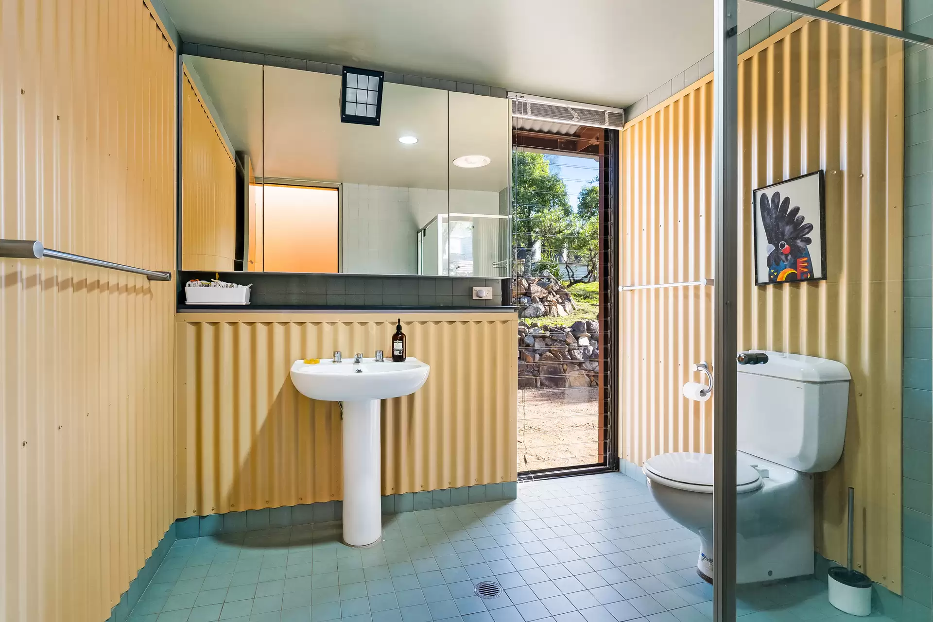 Bullio Sold by Drew Lindsay Sotheby's International Realty - image 9