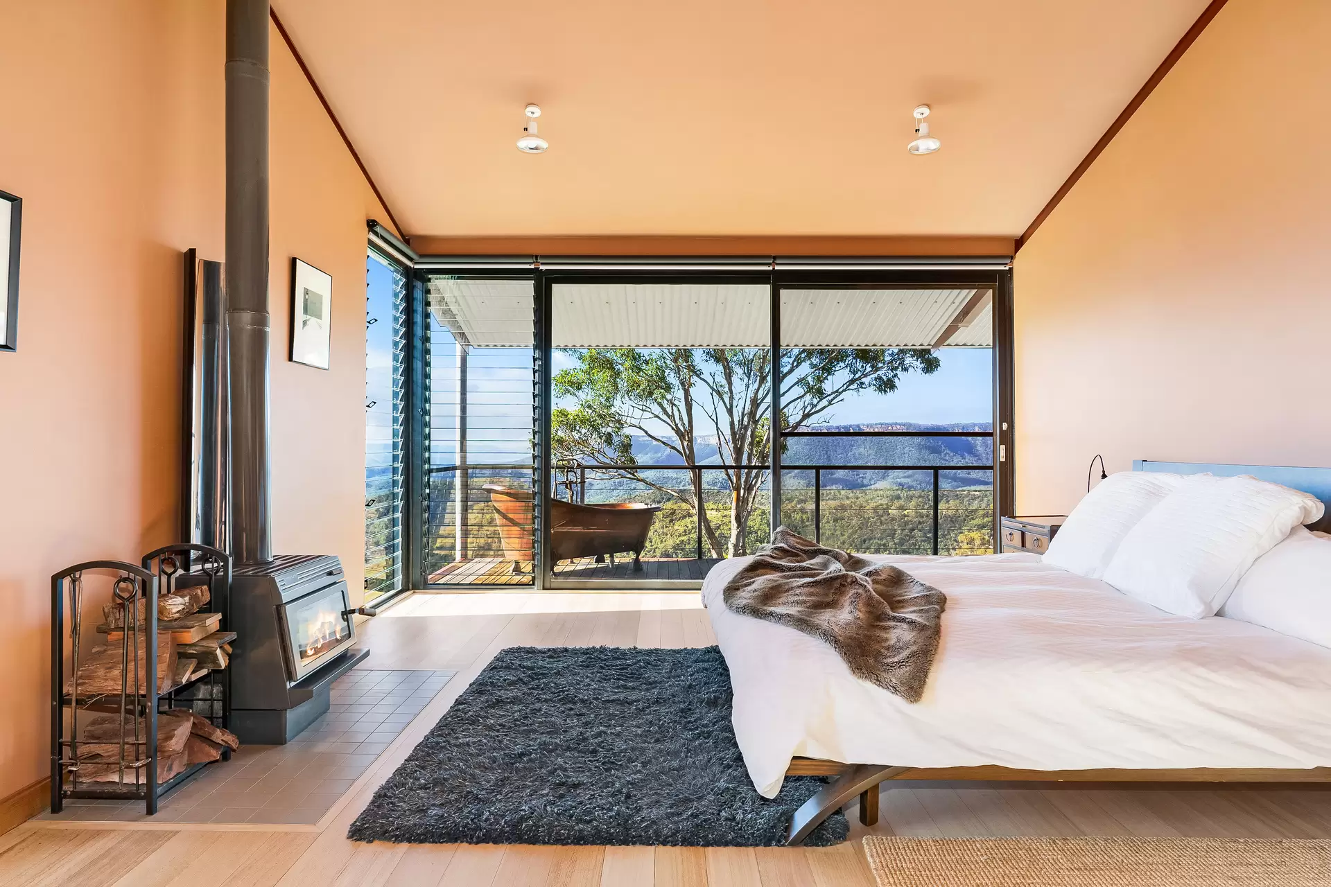 Bullio Sold by Drew Lindsay Sotheby's International Realty - image 7