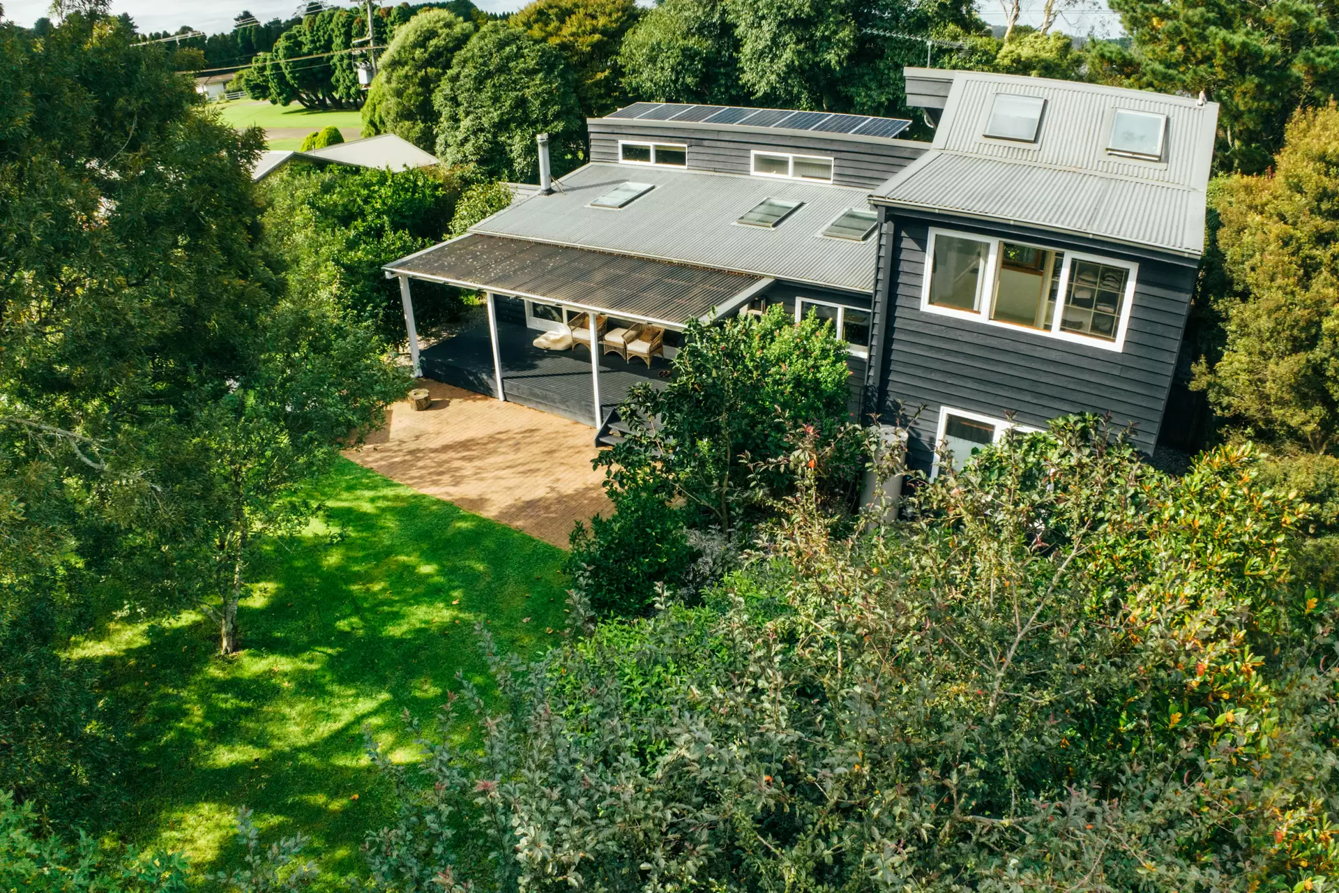 Robertson Sold by Drew Lindsay Sotheby's International Realty - image 31