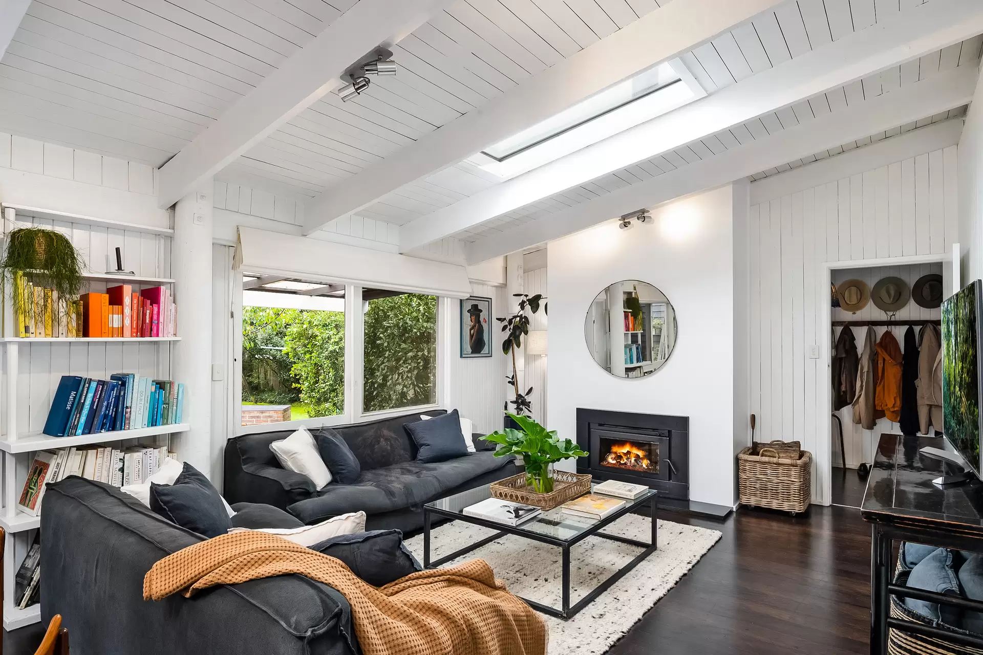 Robertson Sold by Drew Lindsay Sotheby's International Realty - image 3