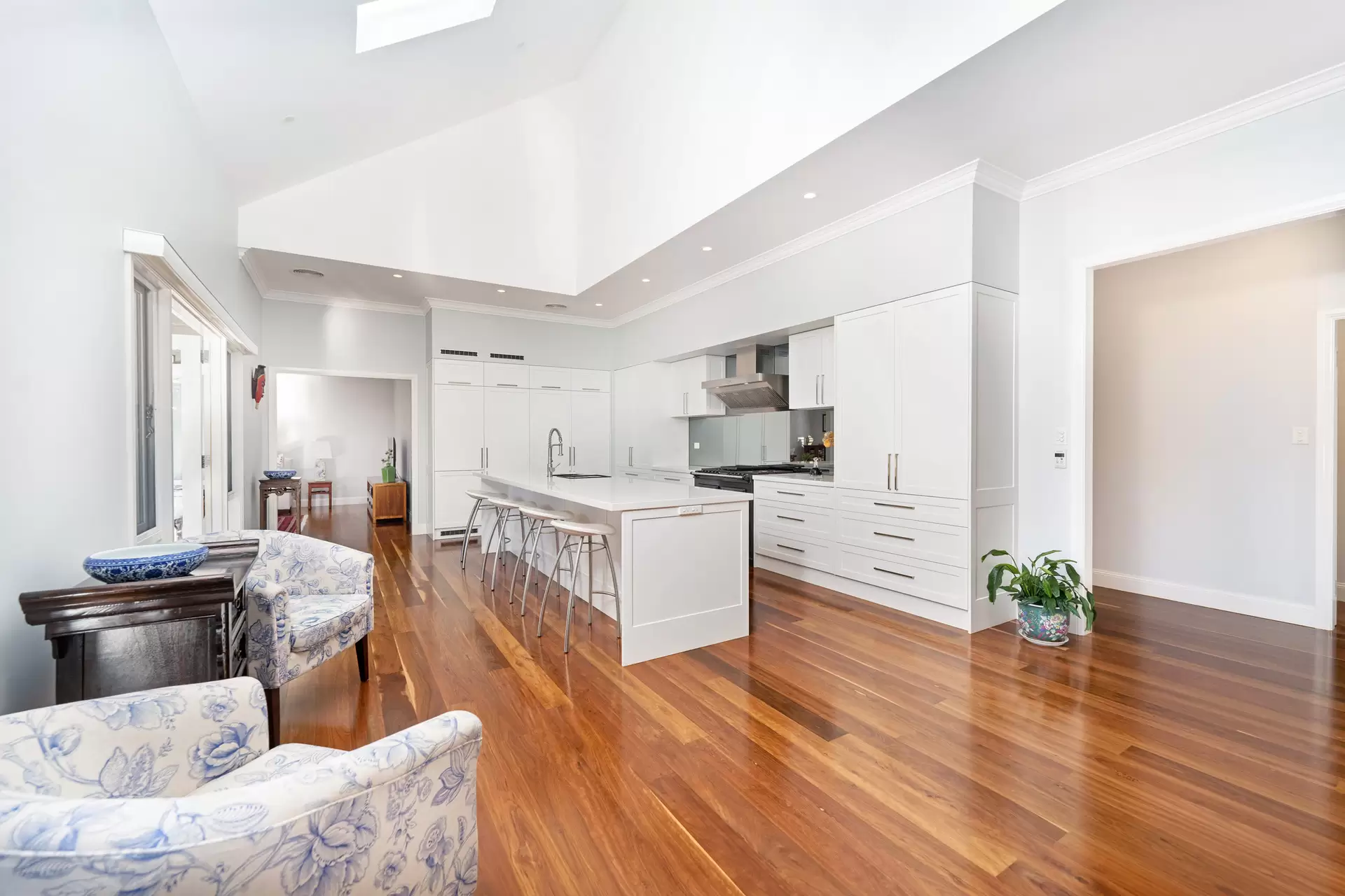 48B Burradoo Road, Burradoo Sold by Drew Lindsay Sotheby's International Realty - image 2