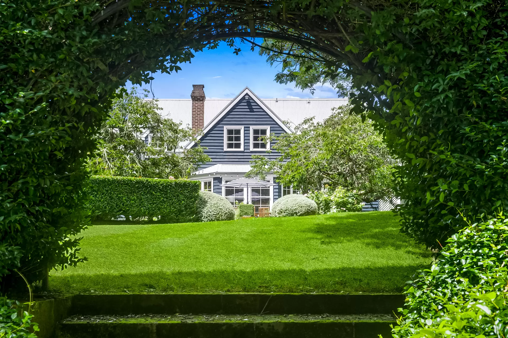60 Middle Road, Exeter Sold by Drew Lindsay Sotheby's International Realty - image 15