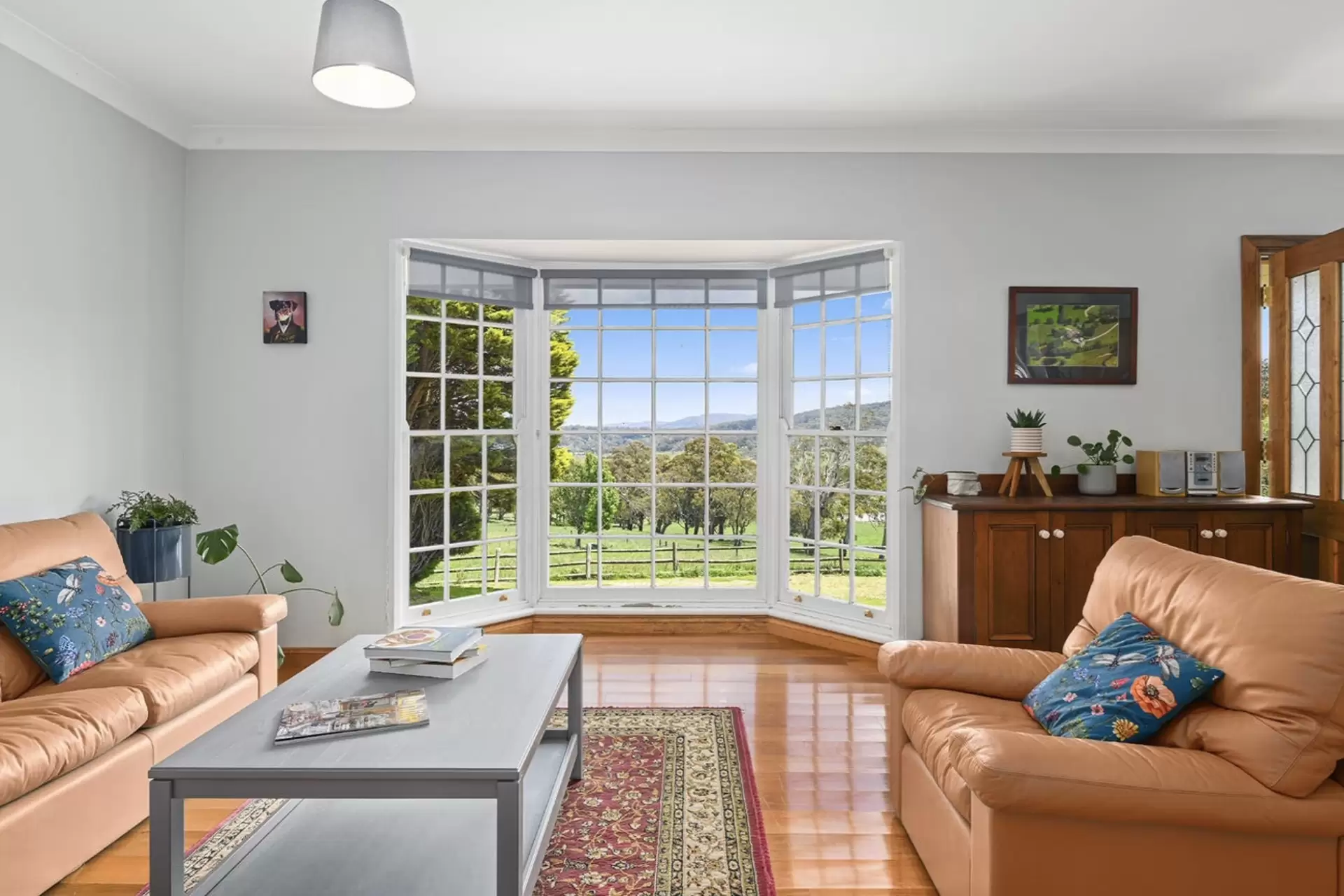 980 Range Road, Glenquarry Sold by Drew Lindsay Sotheby's International Realty - image 6