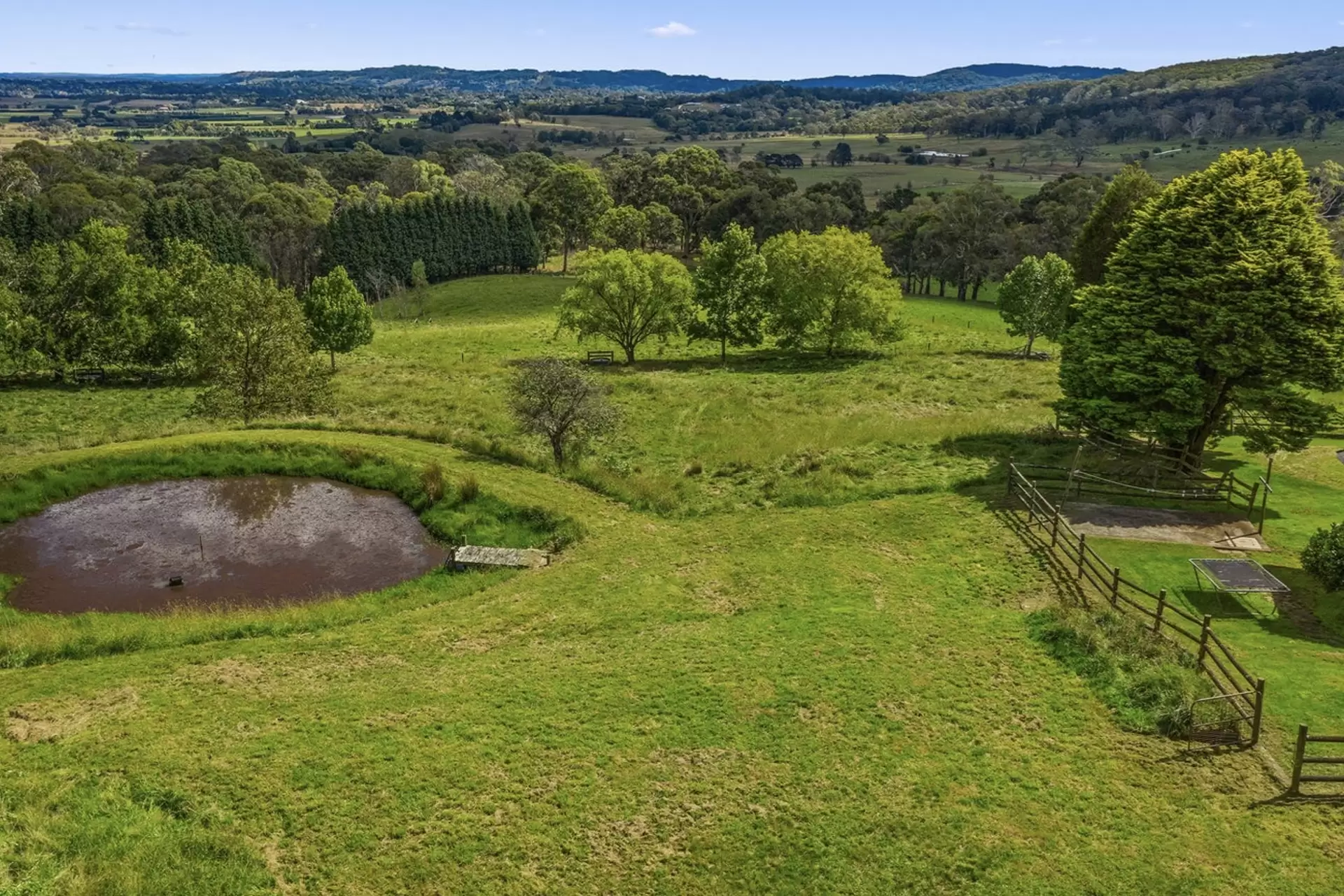 980 Range Road, Glenquarry Sold by Drew Lindsay Sotheby's International Realty - image 10