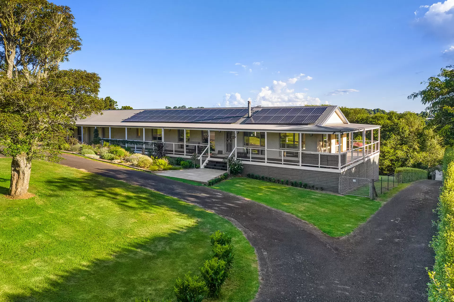 15 May Street, Robertson Sold by Drew Lindsay Sotheby's International Realty - image 1