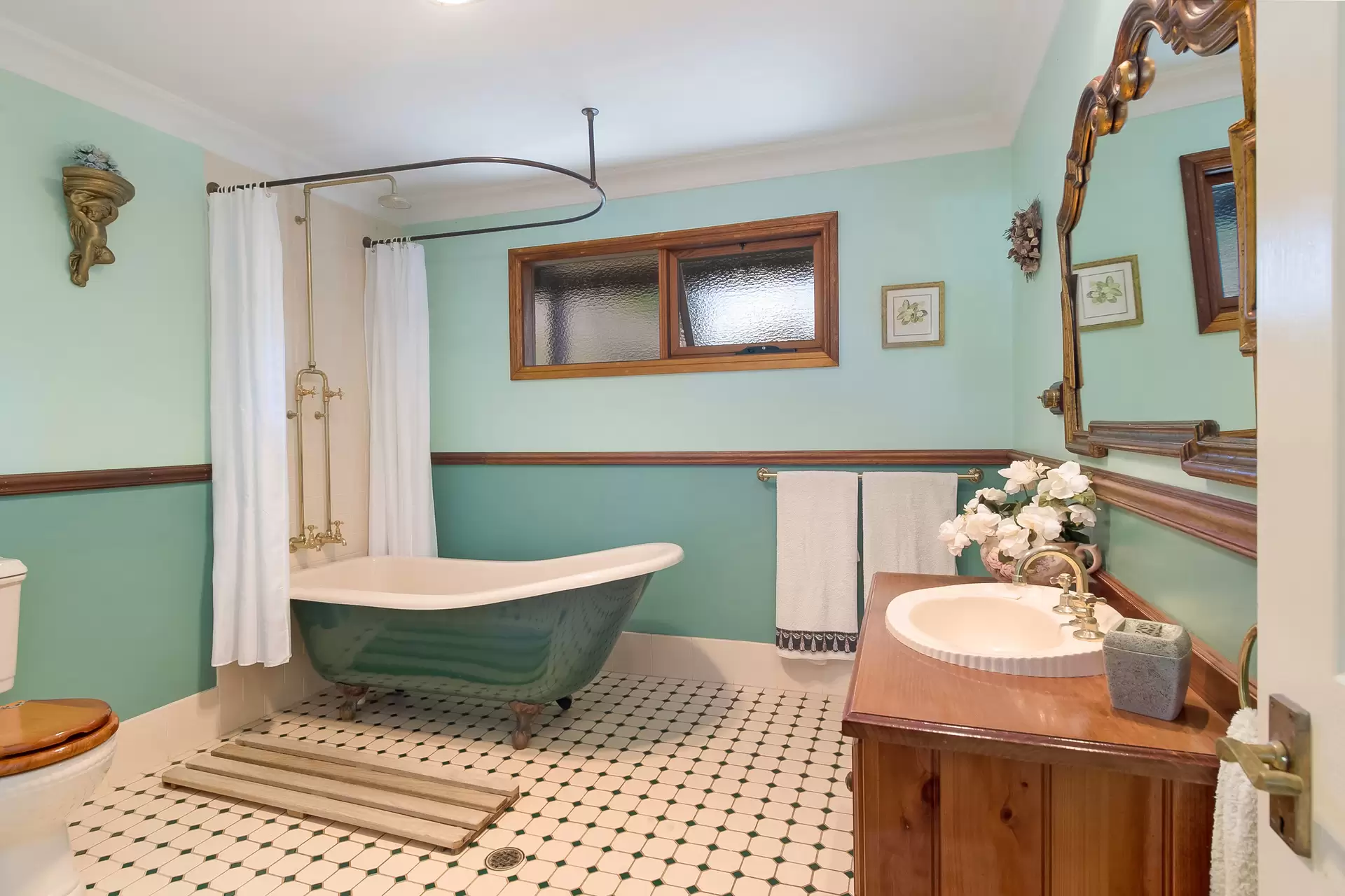 48 Burrawang Street, Robertson Sold by Drew Lindsay Sotheby's International Realty - image 11