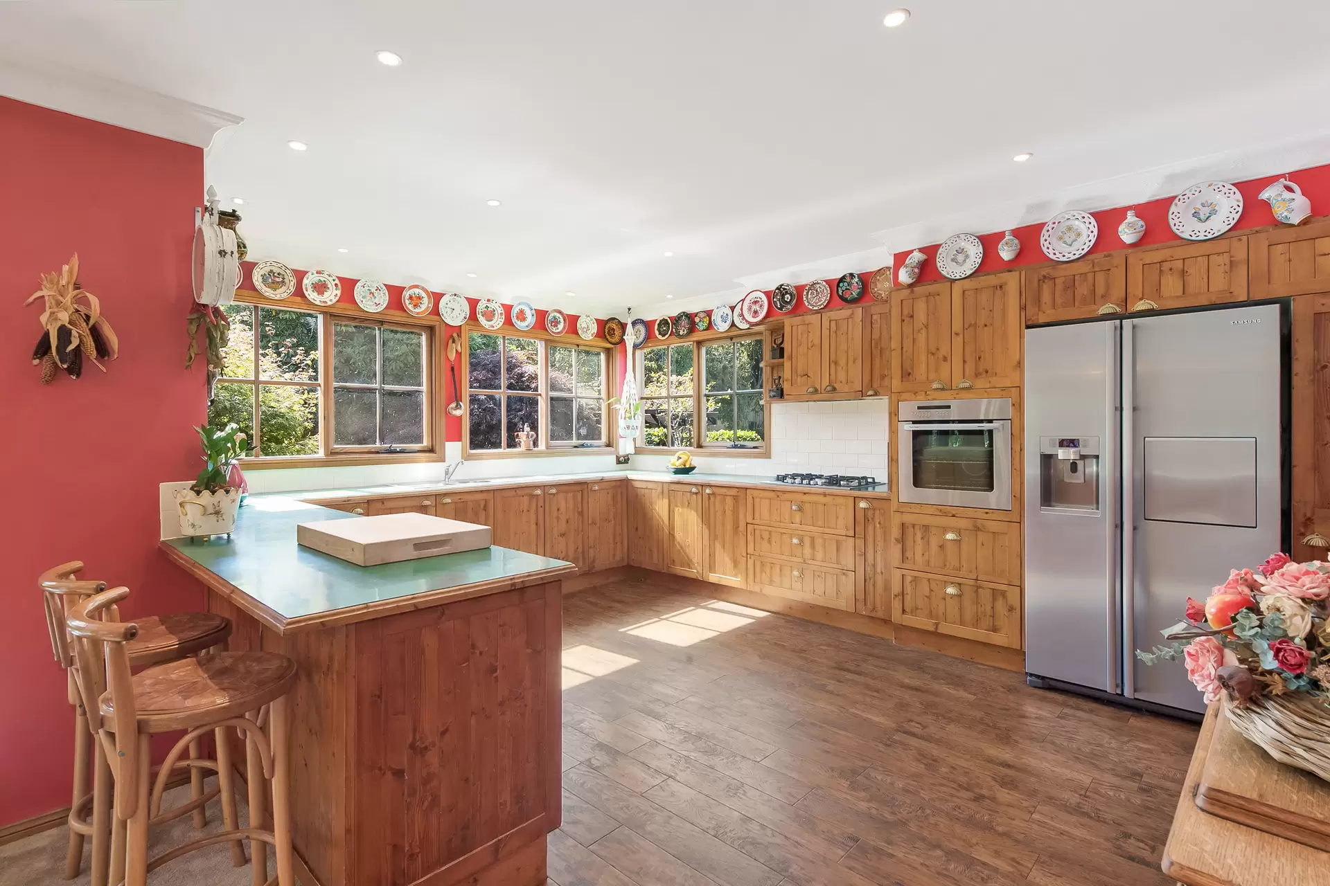 48 Burrawang Street, Robertson Sold by Drew Lindsay Sotheby's International Realty - image 4