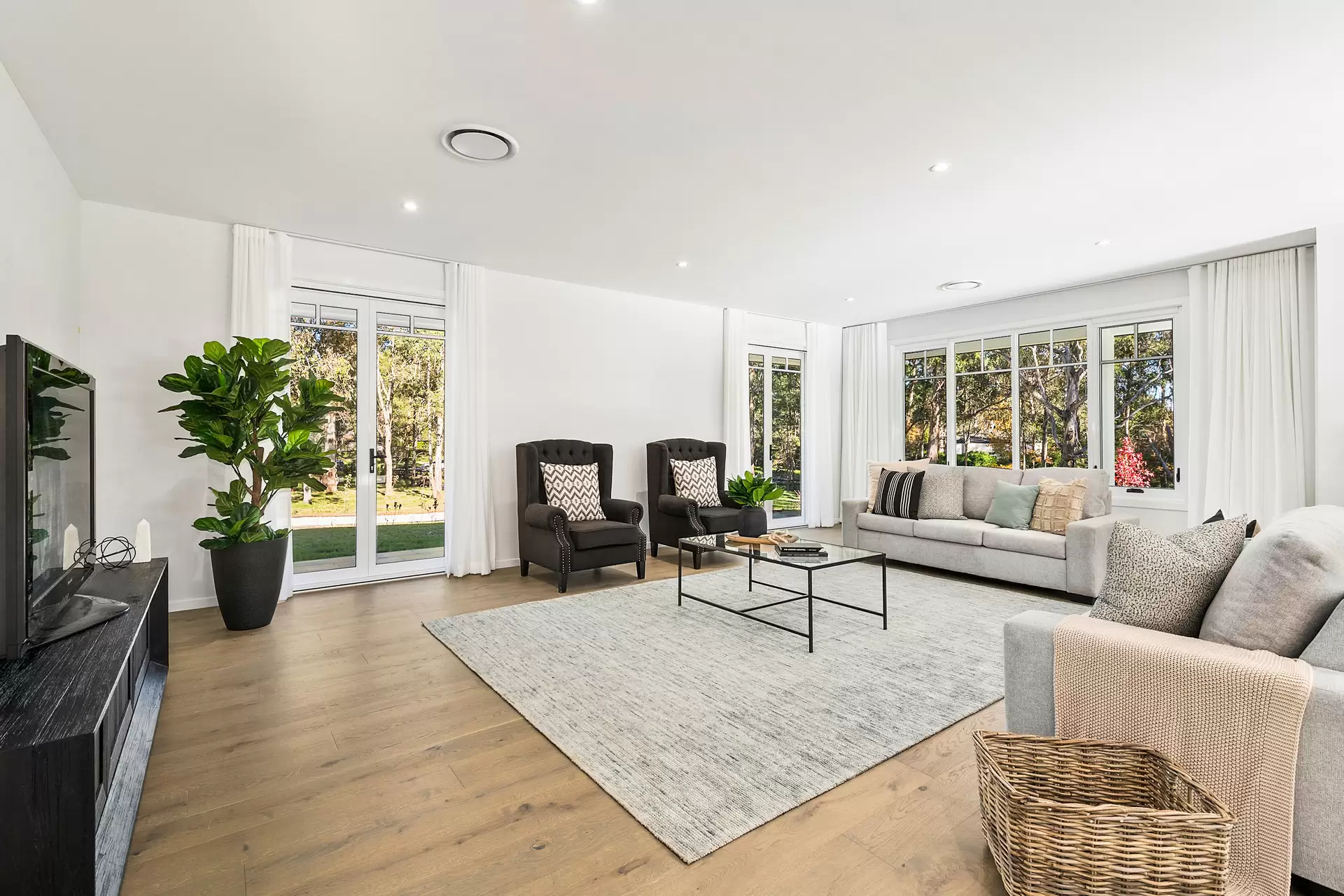 5 Mansfield Road, Bowral Sold by Drew Lindsay Sotheby's International Realty - image 8