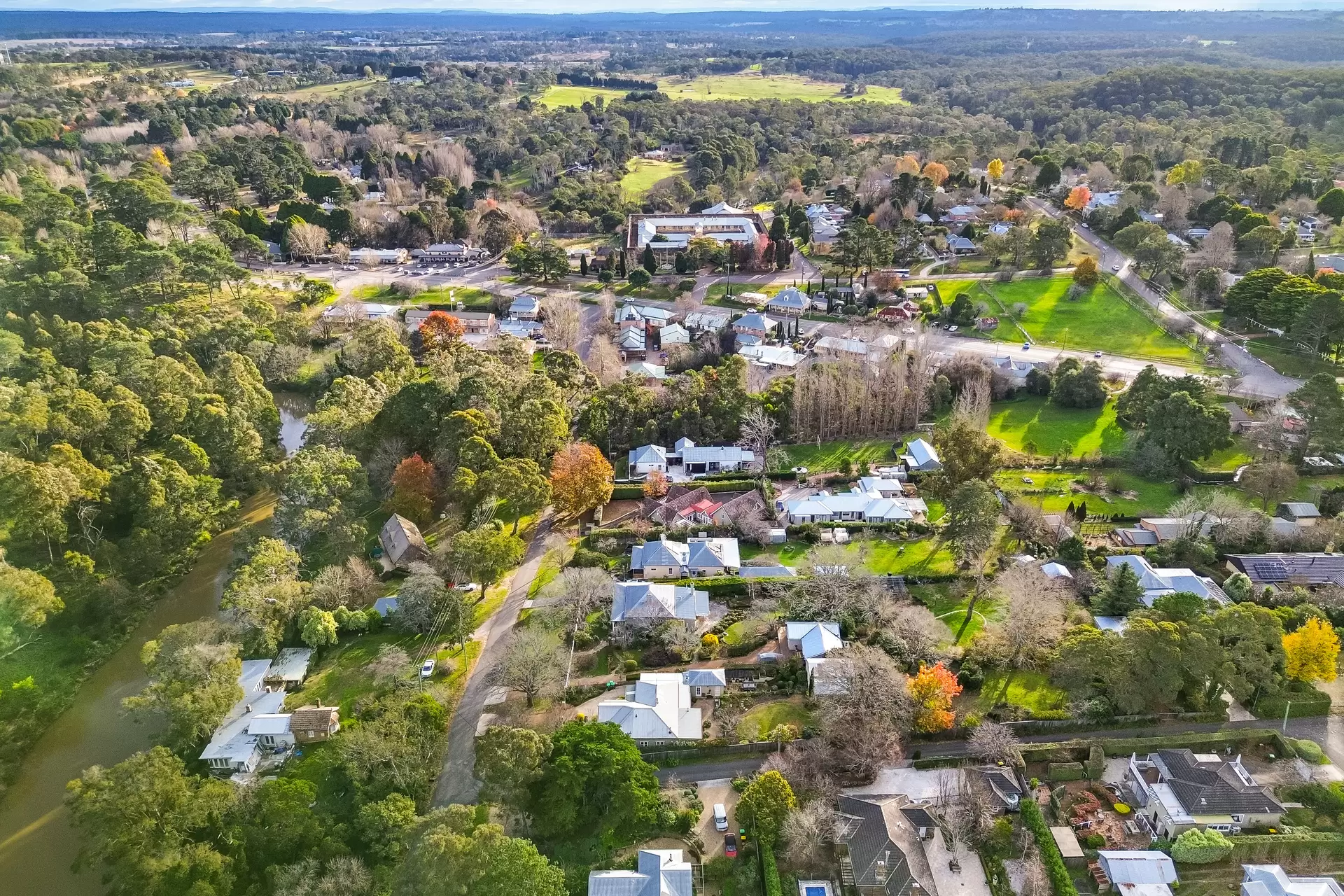 8 Wingecarribee Street, Berrima Sold by Drew Lindsay Sotheby's International Realty - image 17