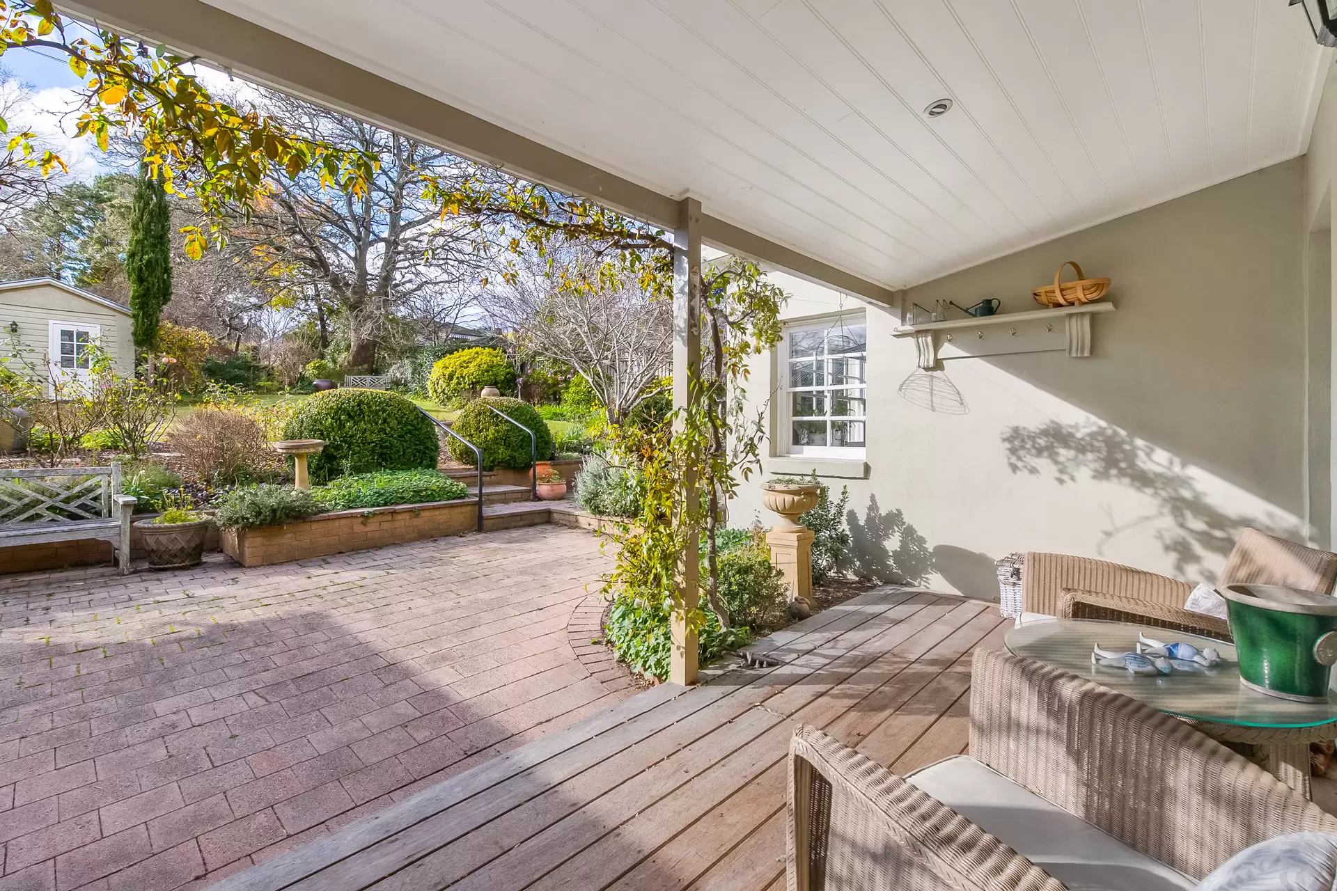 8 Wingecarribee Street, Berrima Sold by Drew Lindsay Sotheby's International Realty - image 15