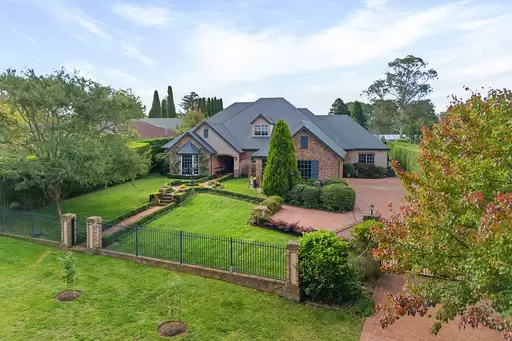10b Osborne Road, Burradoo Sold by Drew Lindsay Sotheby's International Realty