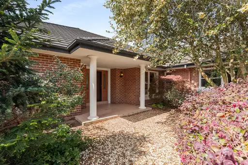 5 Carisbrooke Row, Bowral Sold by Drew Lindsay Sotheby's International Realty