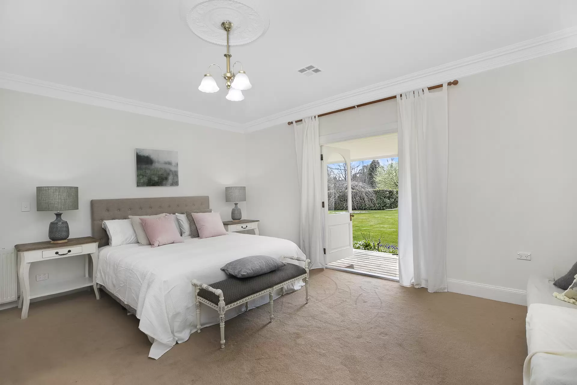 166 Sproules Lane, Glenquarry Sold by Drew Lindsay Sotheby's International Realty - image 13