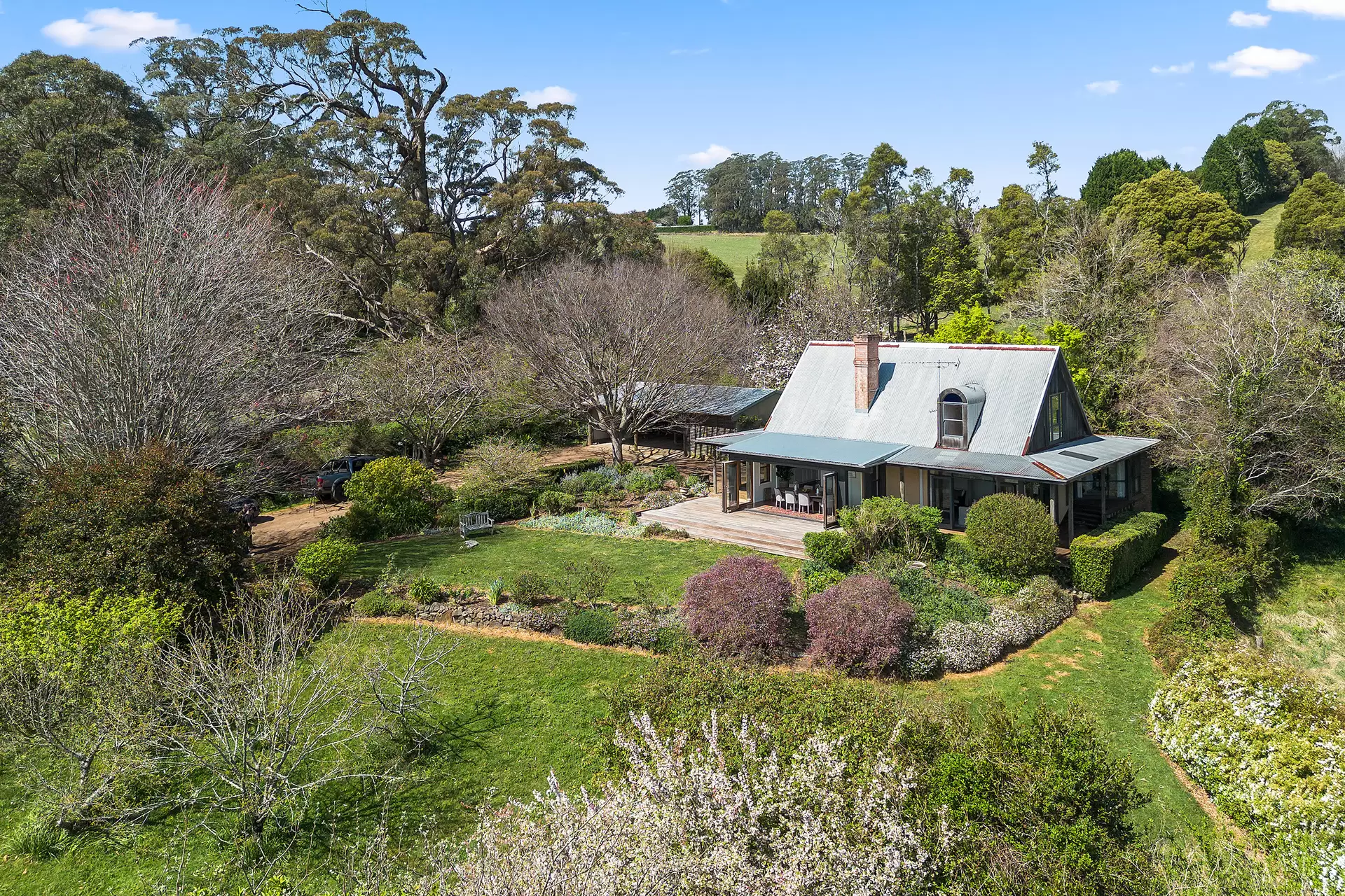 262 Blencowes Lane, Wildes Meadow Sold by Drew Lindsay Sotheby's International Realty - image 3