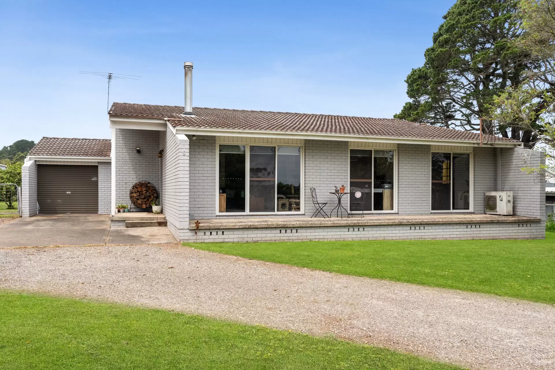 9 Main Street, Robertson Sold by Drew Lindsay Sotheby's International Realty - image 2