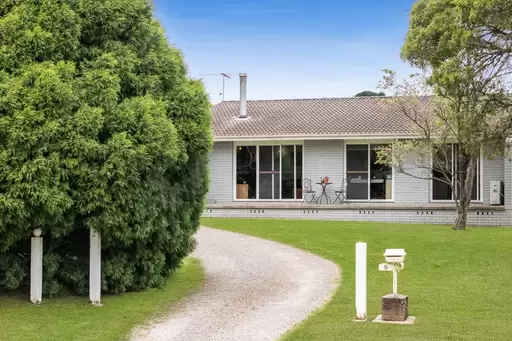 9 Main Street, Robertson Sold by Drew Lindsay Sotheby's International Realty