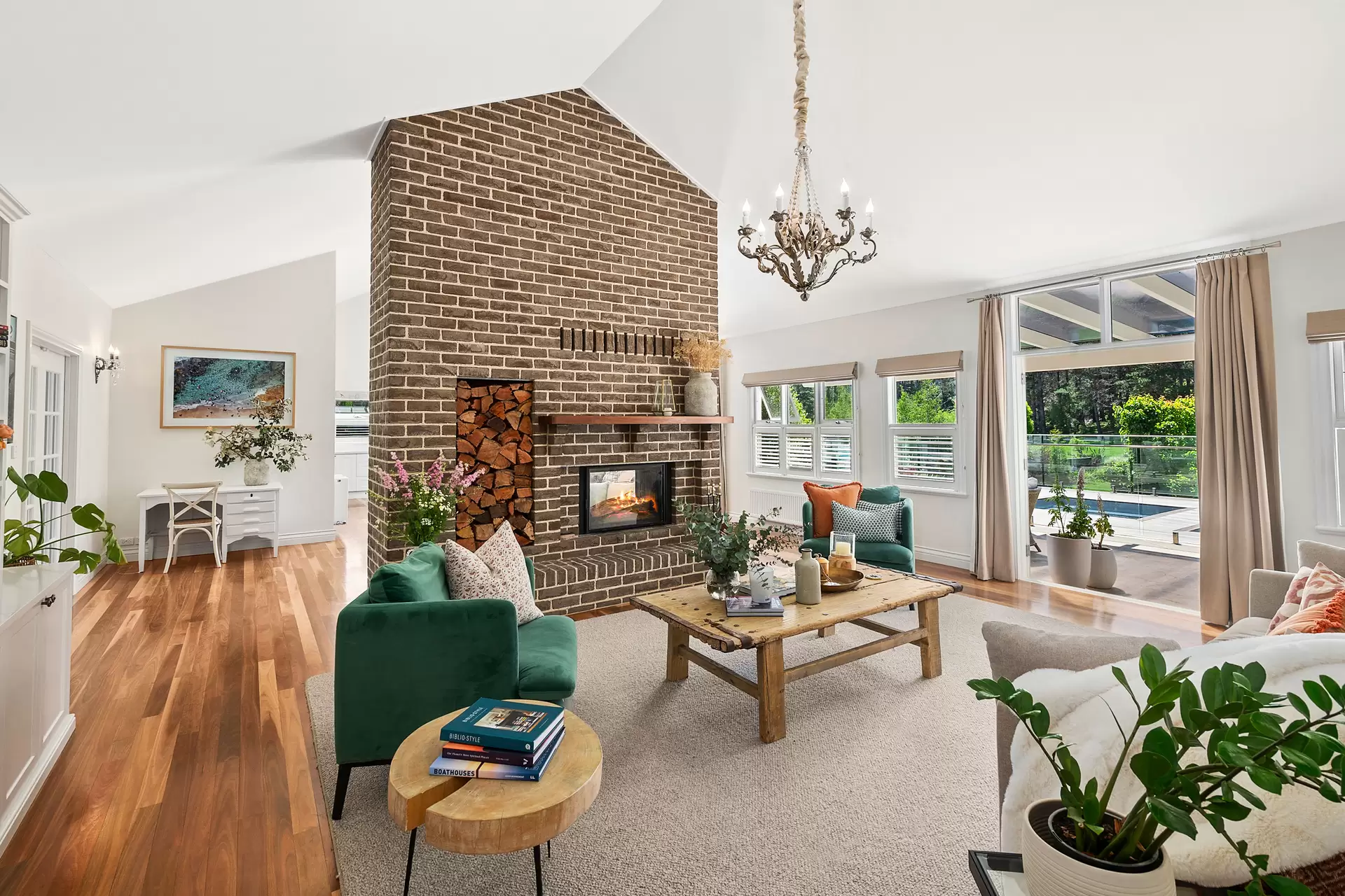 22 Holly Road, Burradoo Sold by Drew Lindsay Sotheby's International Realty - image 7