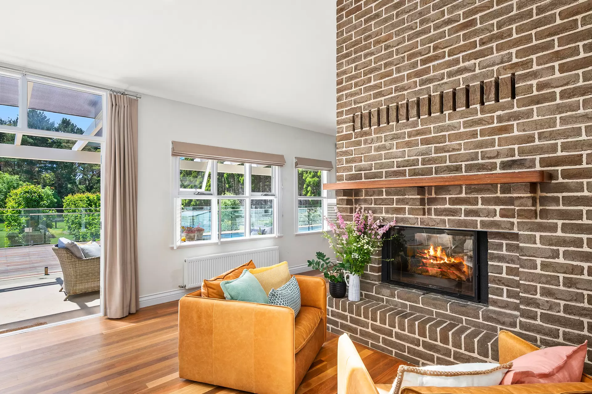 22 Holly Road, Burradoo Sold by Drew Lindsay Sotheby's International Realty - image 2