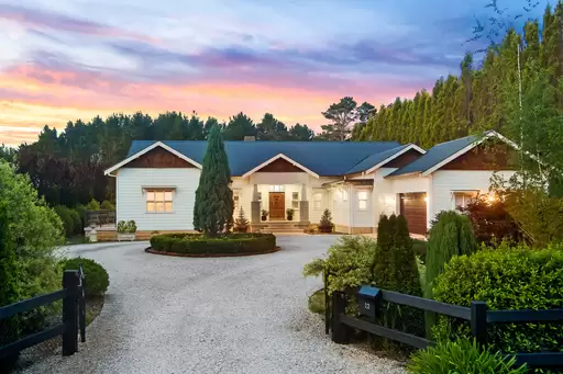 22 Holly Road, Burradoo Sold by Drew Lindsay Sotheby's International Realty