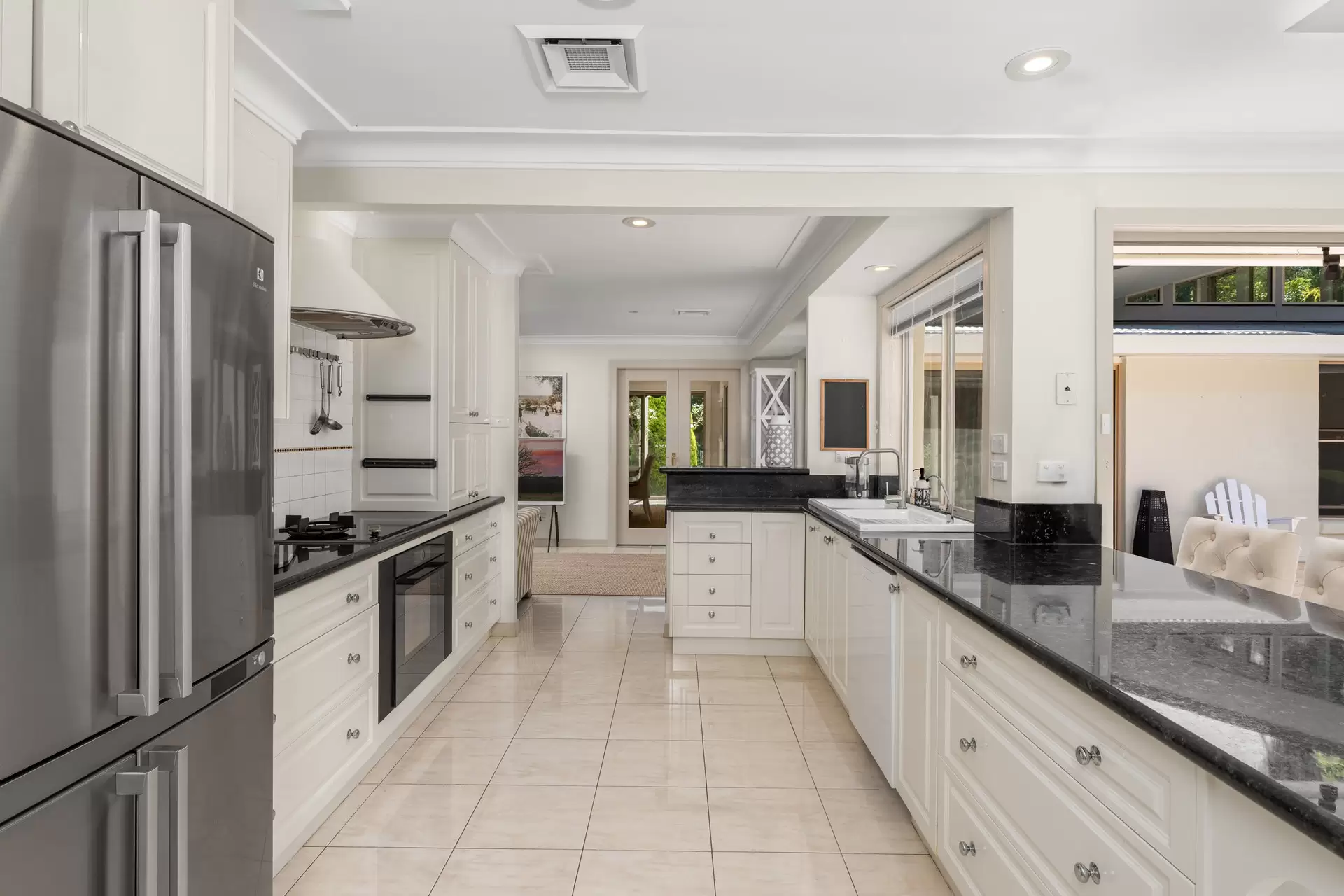 20 Hopewood Road, Bowral Sold by Drew Lindsay Sotheby's International Realty - image 9