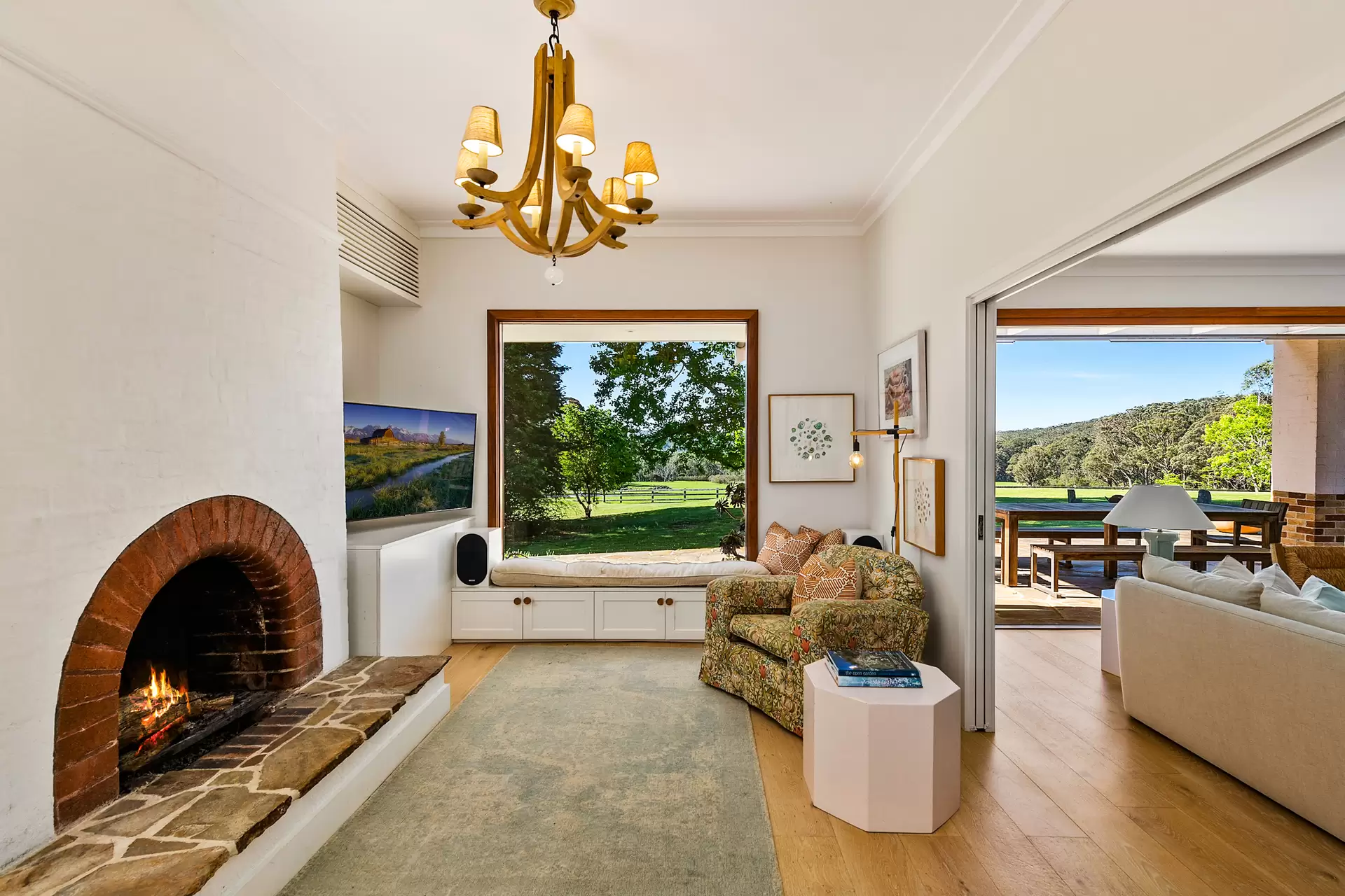1035 Meryla Road, Meryla Sold by Drew Lindsay Sotheby's International Realty - image 7