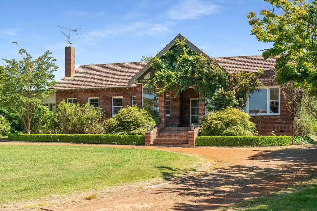 11 Links Road, Burradoo Sold by Drew Lindsay Sotheby's International Realty
