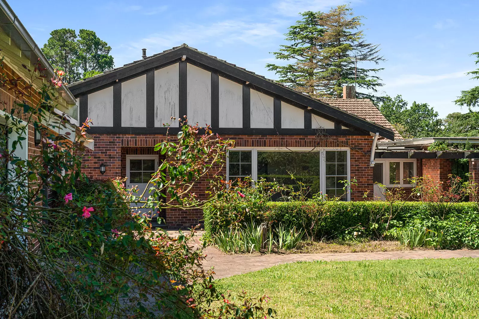 11 Links Road, Burradoo Sold by Drew Lindsay Sotheby's International Realty - image 4